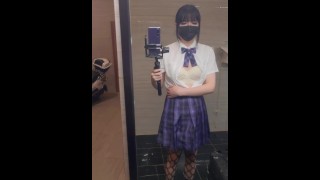 【伪娘】渔网袜不良 男厕对镜自慰打胶