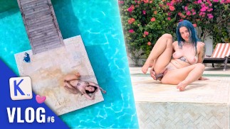 Elle n'a besoin que de son gode XL Strap-on-me pour se faire jouir - Vlog Française Bali Piscine