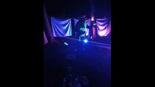 Sexy bbw godin spint poi in hete outfit