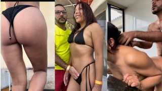 Ramassé une fille sexy et fait l’amour en public