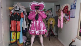 Pink robe de Sissy en PVC, gasmask fun avec sac de respiration et bouteille