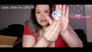 Unboxing Futa Lucy von MRLsexdoll