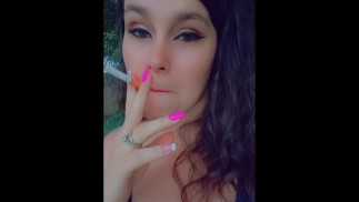 Some More Smoking For You 🚬😘😋 (courte compilation de fétichisme du tabagisme)