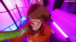 VELMA DINKLEY EST UNE SLUTTY BOOKWORM - vidéo complète sur Onlyfans