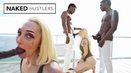 Monster Booty Pawg Alexis Andrews geneukt op baecation door BBC