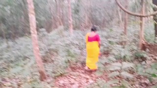 Desi outdoor sex. Stepmom doggy fucking stepson big dick in forest. Telugu dirty talks. తెలుగు బూతు