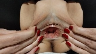 VOUS AIMEZ QUAND UN ÉTIREUR MA CHATTE ET MON GROS TROU DE CHATTE ? gros plan chatte