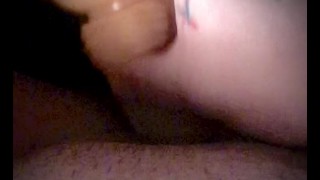 Пухлая киска принимает 8-дюймовый Toy💦