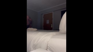 Ho buttato giù una troia sposata in hotel