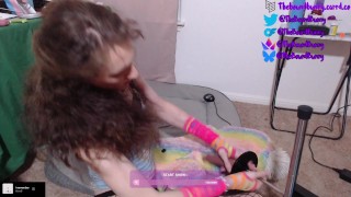 Cute ravebunny gets stretched out Stream VOD