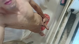 Divirtiéndome un ratito! Soltero en búsqueda de diversión!!!