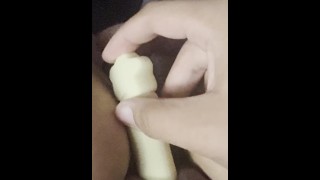 Utiliser mon nouveau jouet et mon vibromasseur