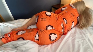 義理のお姉さん、その可愛いパジャマを脱いでオマンコを犯してもいいですか？