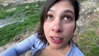 Aly Nova dà il via all'estate con un pompino e sesso anale dal culo alla bocca.