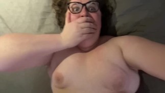 POV:ティンダーのランダムなアラブ人が私の嫌いな人とセックスしている間、私は自分自身を撮影します