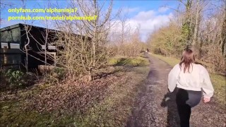 MILF houdt van het natuurreservaat