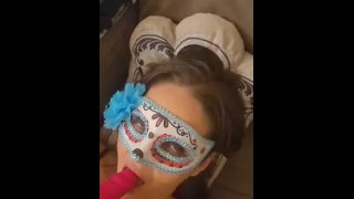 おもちゃで遊ぶ