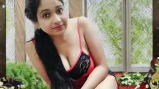 හිටි සුනඛ විලාසයෙන් සුළු සහෝදරයා සමඟ ගැහැණු ළමයා ලිංගිකව හැසිරෙයි stepsister sex
