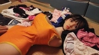 ラブドール夏美をいやらしく触っていく・・・３